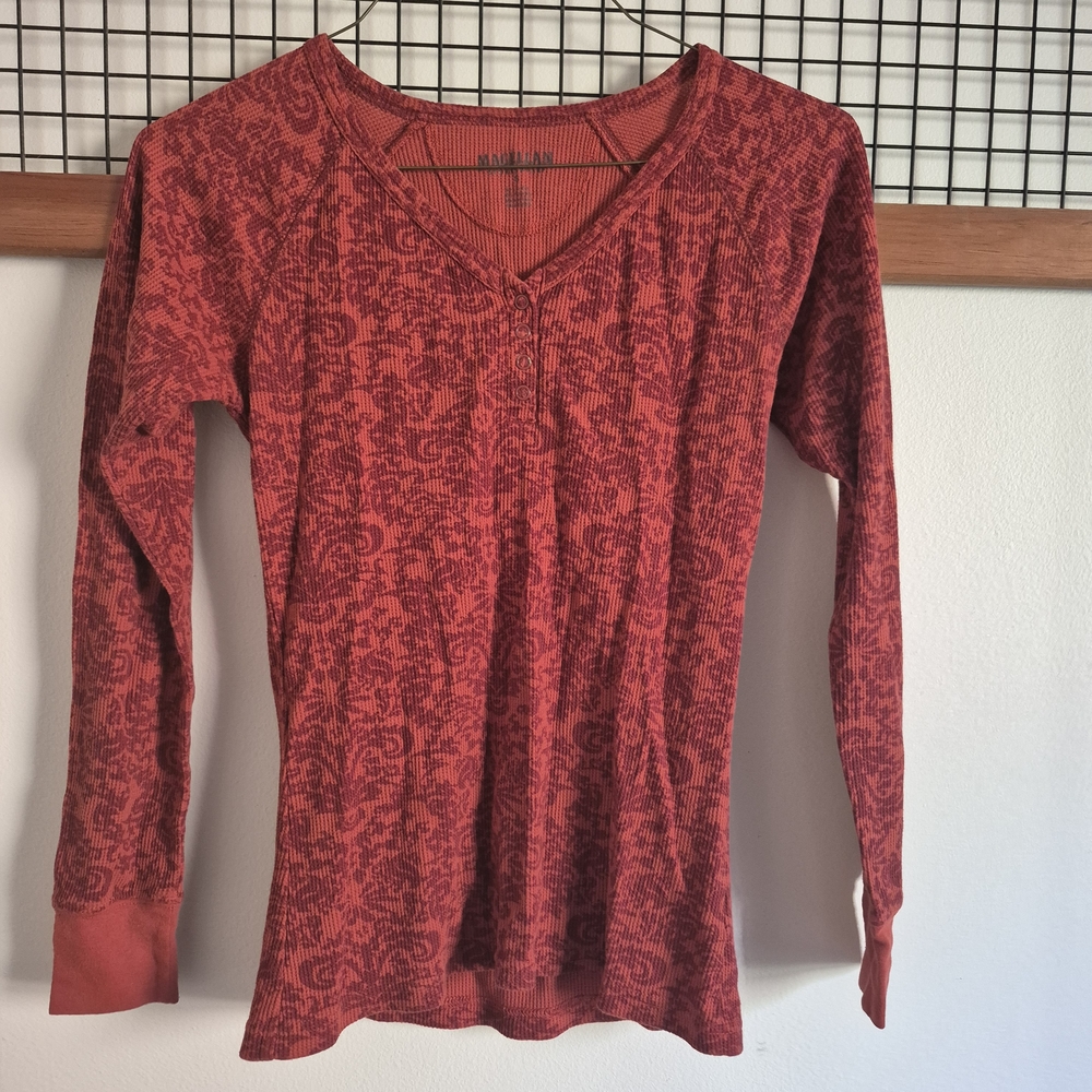 Magellan Outdoors Women's Red V-Neck Sweater